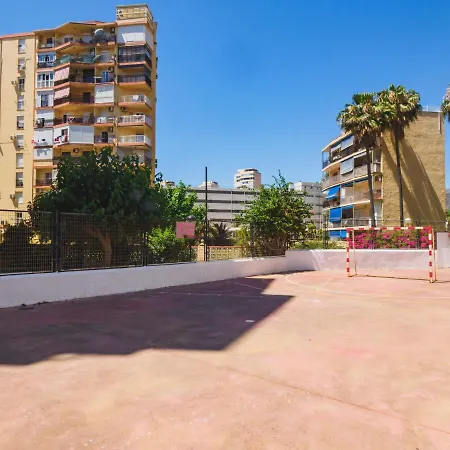 Apartment Cubo's Tower Of London Torremolinos