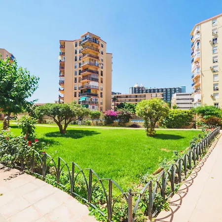 Apartament Cubo's Tower Of London Torremolinos
