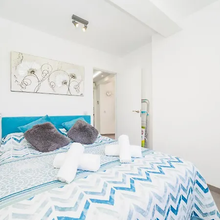 Apartament Cubo's Tower Of London Torremolinos